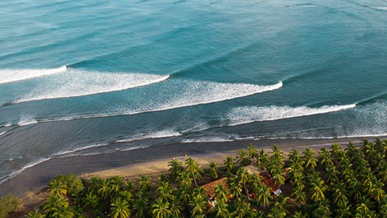 beachfront-saladita-lot