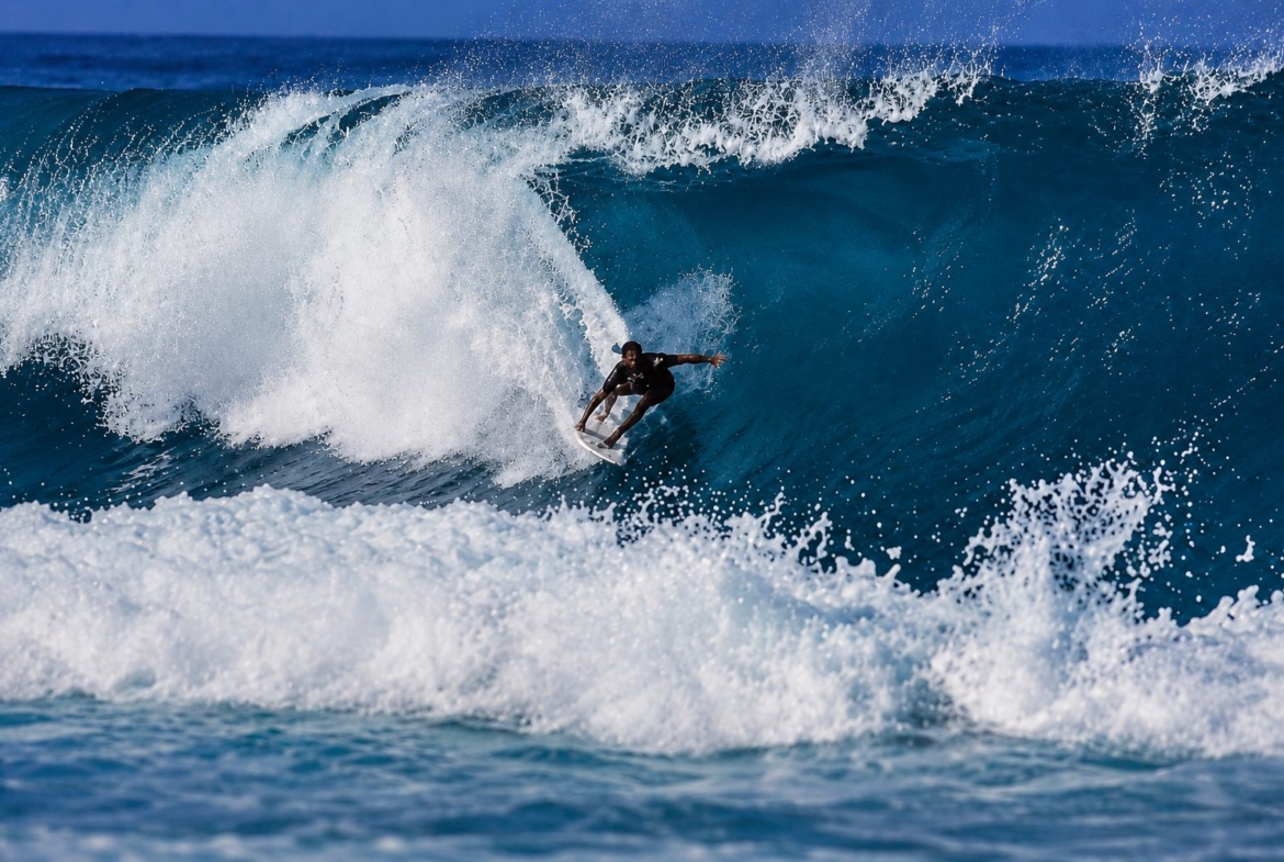 backside-surfer-surfing-isla-coiba-island-international-surf-properties