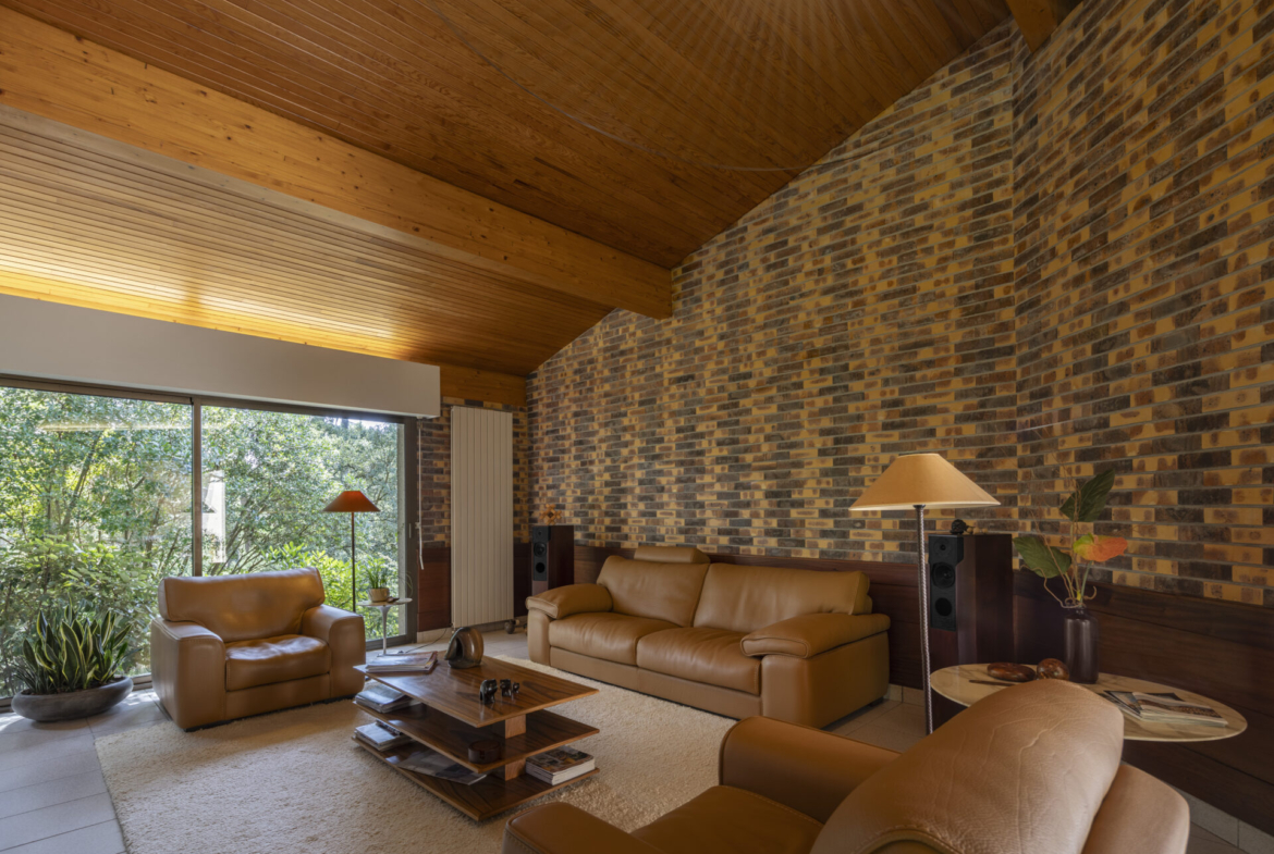 the-hossegor-hideaway-private-architect-villa
