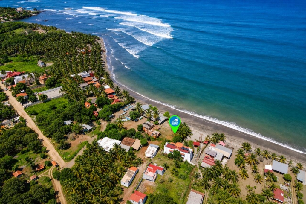 Villa de las Olas-La-Saladita-Mexico