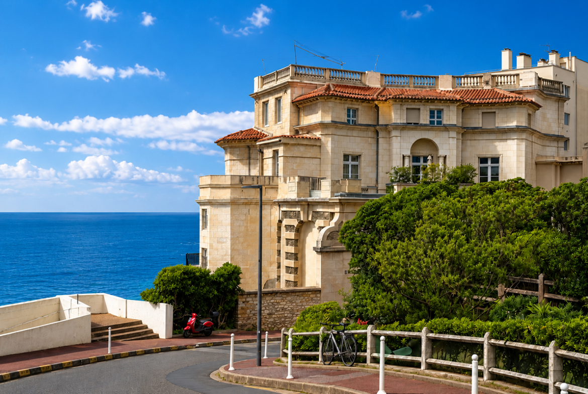 biarritz-beachfront-surf-villa-playa-miramar