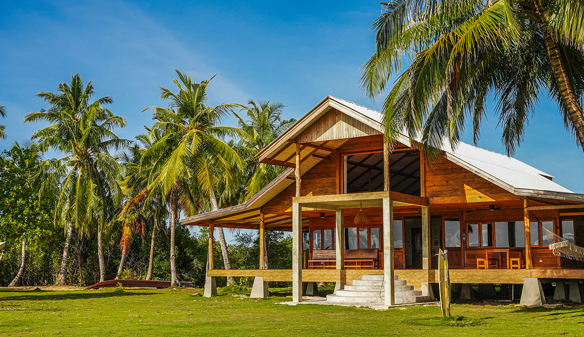 tropical-heaven-private-mentawai-islands-oceanfront-residence