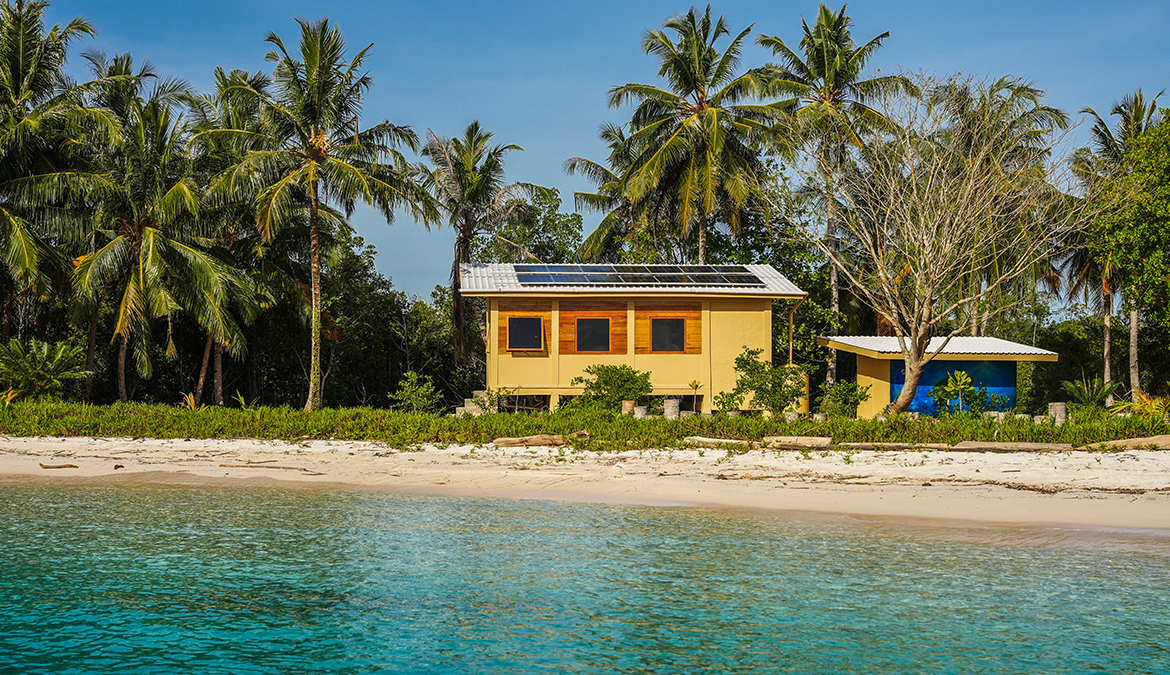 tropical-heaven-private-mentawai-islands-oceanfront-residence
